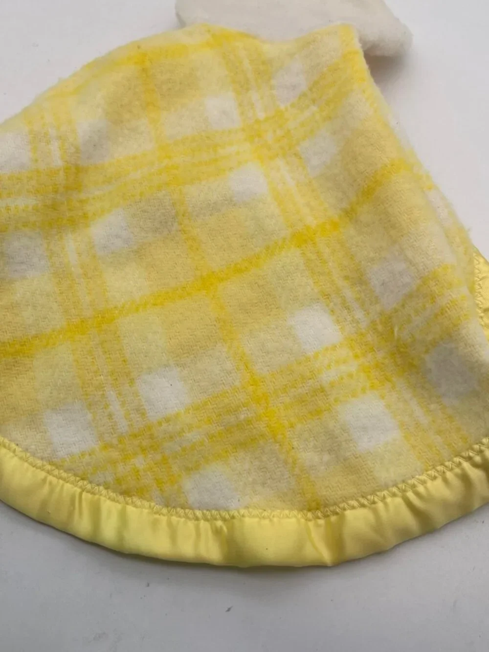 Vintage Fisher Price Lovely Bunny Security Blanket 1979 Yellow Checked EUC T23